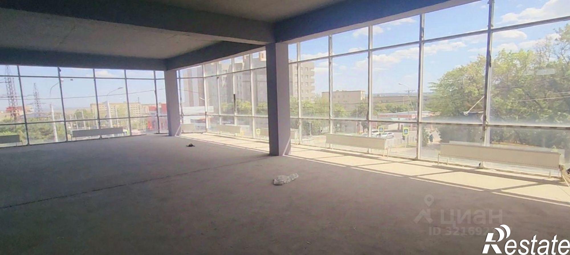 Купить торговое помещение за 100 000 000 рублей на Ставрополь, Серова ул, 462 л