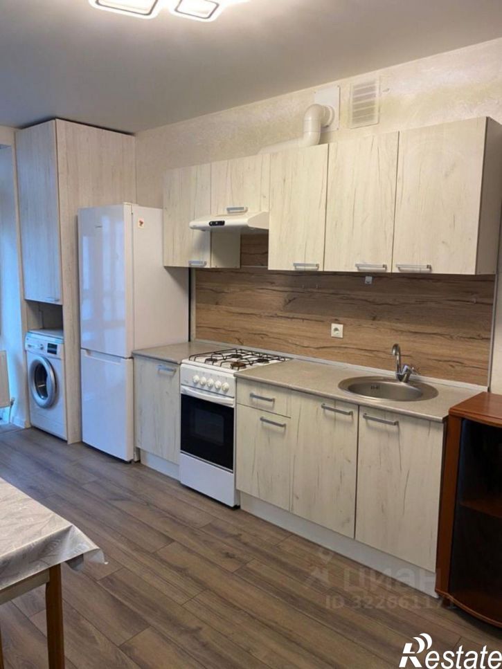 1-комн квартира улица Александра Грибоедова, 3/7,  д. 3/7