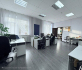 офис 370 кв м, этаж 3/3 улица Ленина, 293