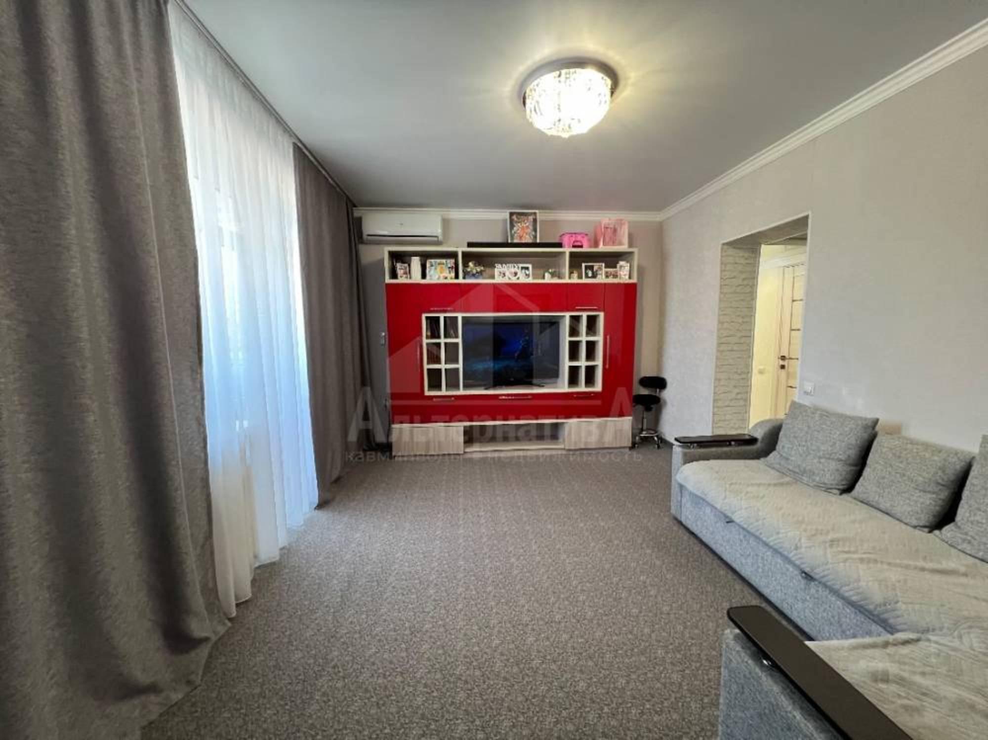 Купить квартиру за 6 799 000 рублей на Комсомольская ул.