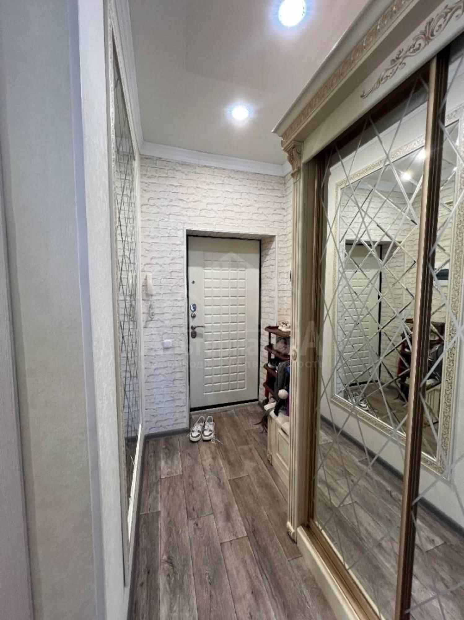 Купить квартиру за 6 799 000 рублей на Комсомольская ул.