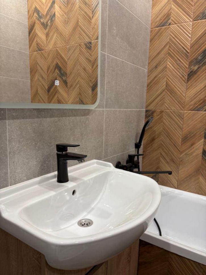 Студия Александра Грибоедова ул, 3/6