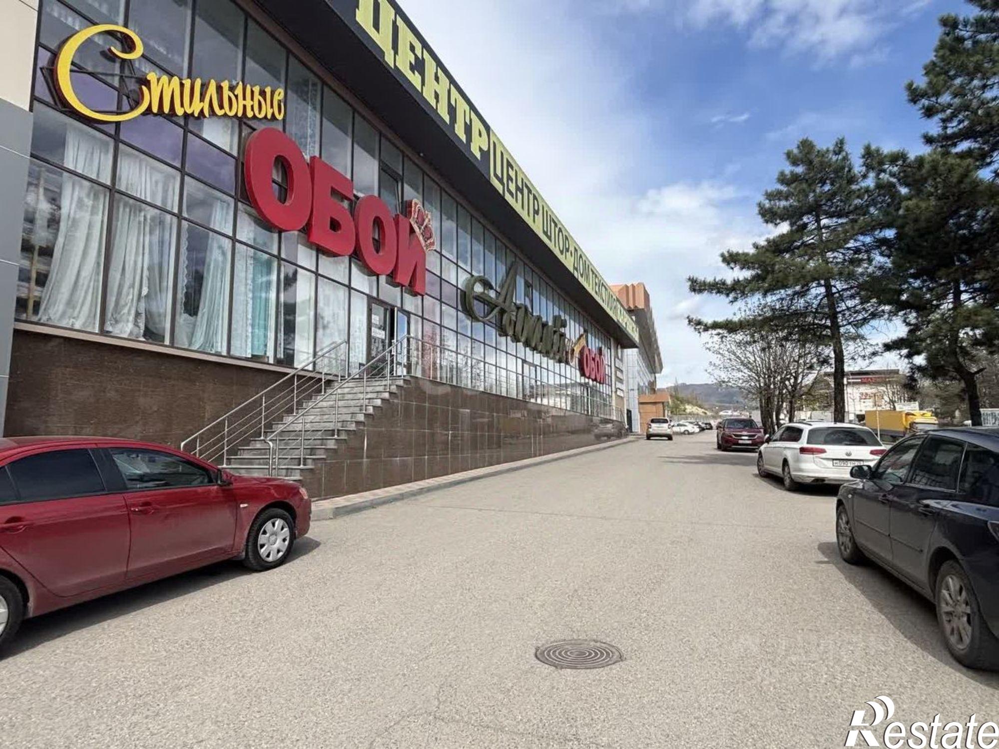 Купить помещение свободного назначения за 160 001 000 рублей