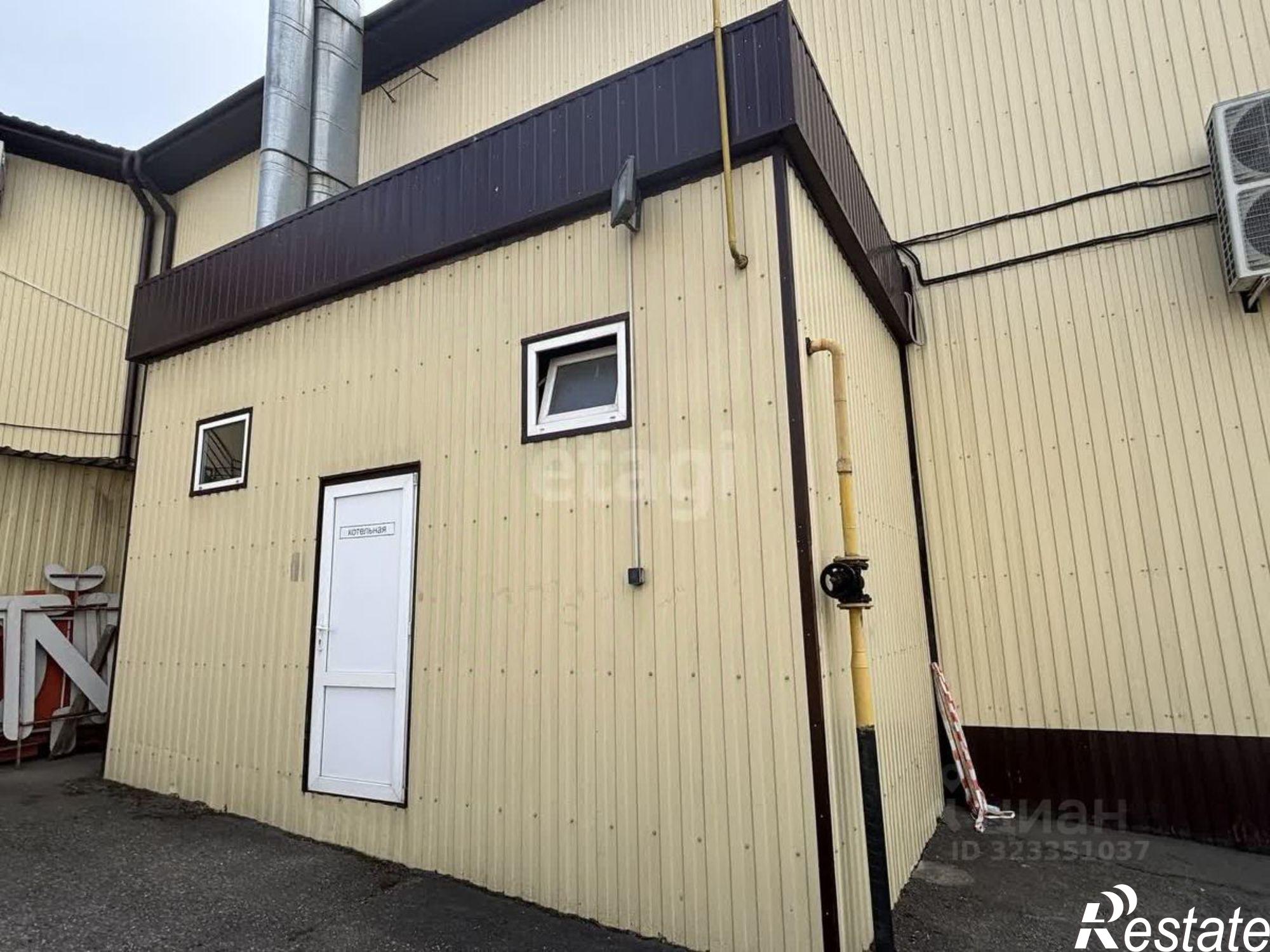 Купить помещение свободного назначения за 160 001 000 рублей