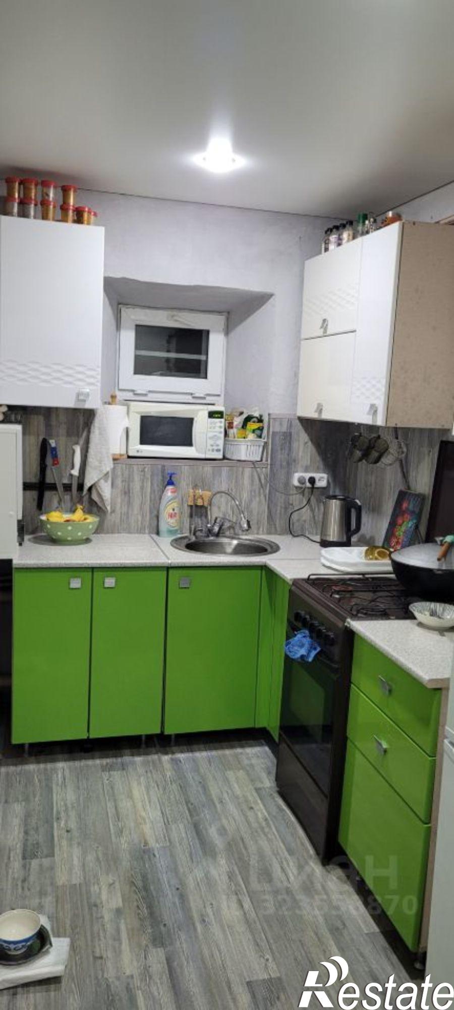 Купить дачу, дом, коттедж за 1 700 000 рублей на Петровская улица, 1