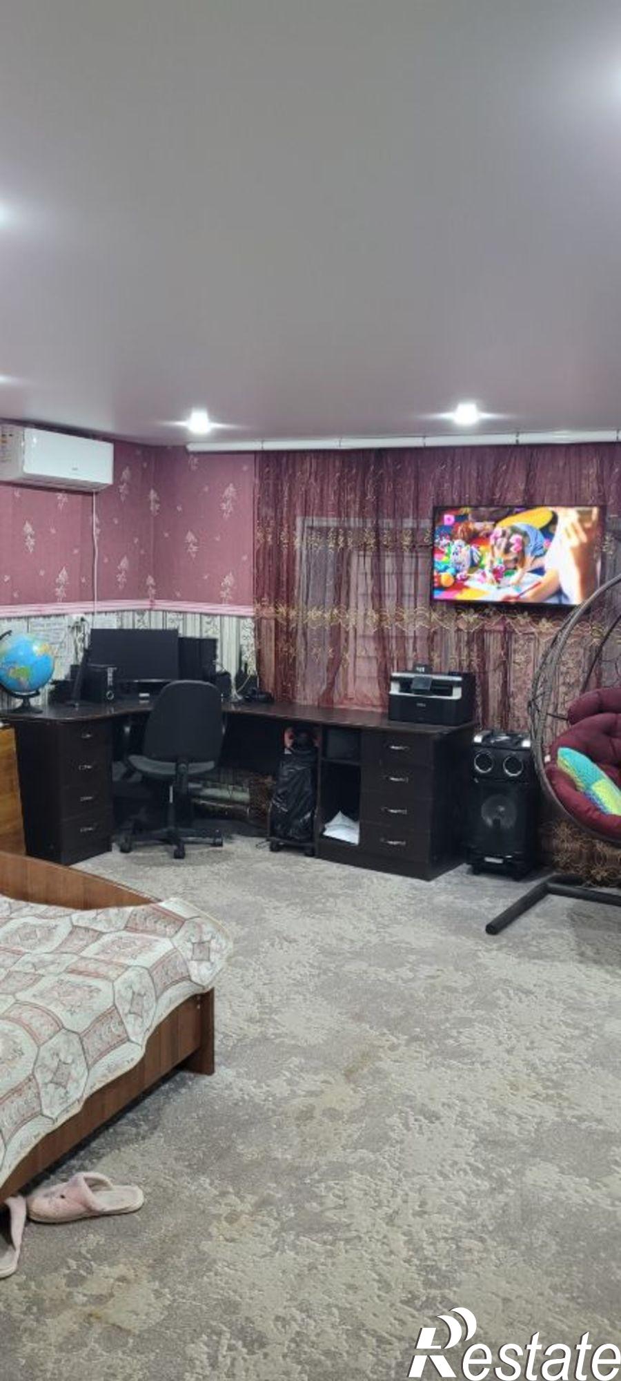 Купить дачу, дом, коттедж за 1 700 000 рублей на Петровская улица, 1