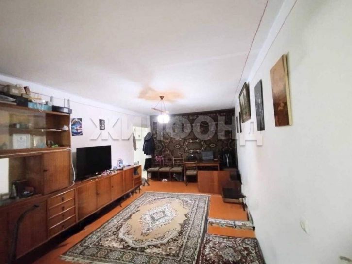 3-комн квартира Октябрьская улица, д.71