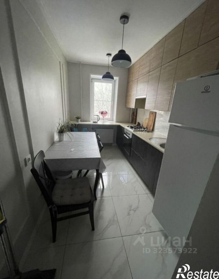 2-комн квартира Школьная улица, 1,  д. 1