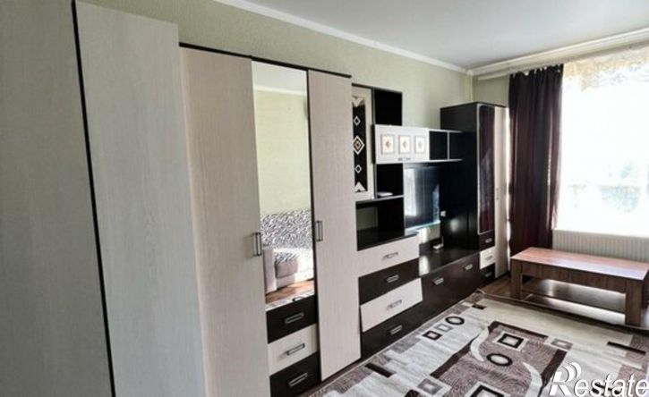 1-комн квартира улица Владислава Листьева, 9,  д. 9