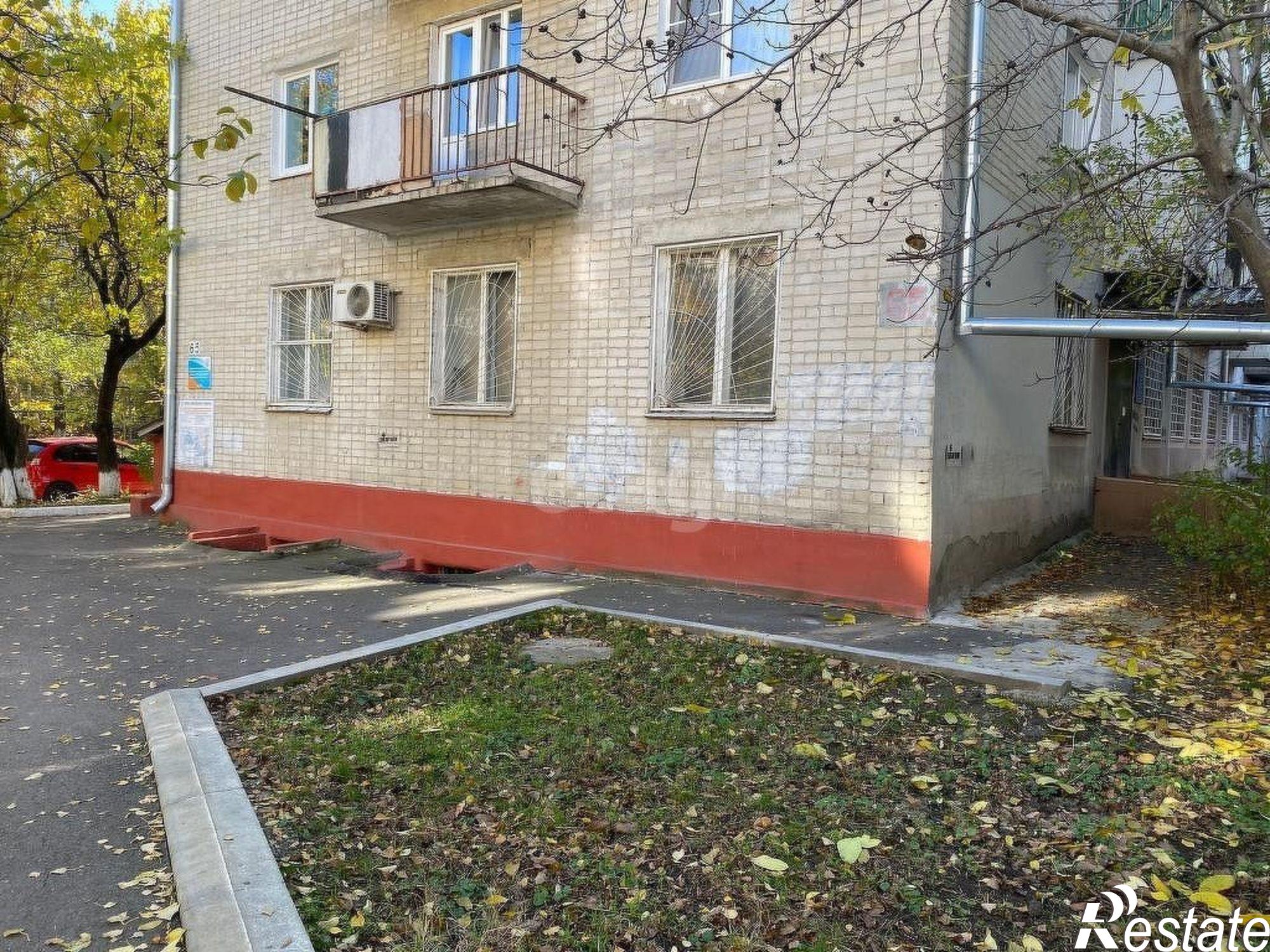 Купить офис, помещение под офис за 4 400 040 рублей на улица 50 лет Октября, 55