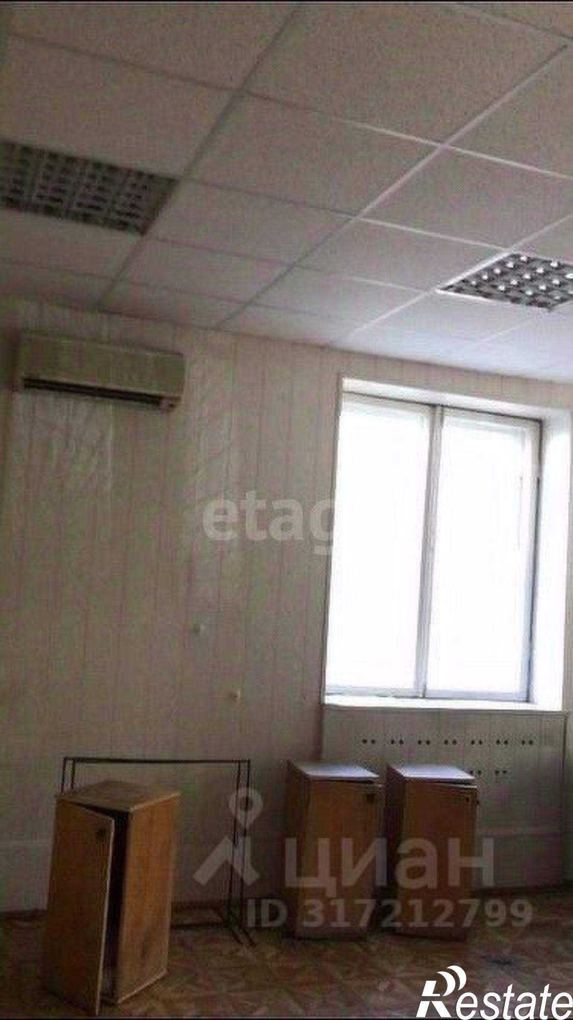 Купить офис, помещение под офис за 4 400 040 рублей на улица 50 лет Октября, 55