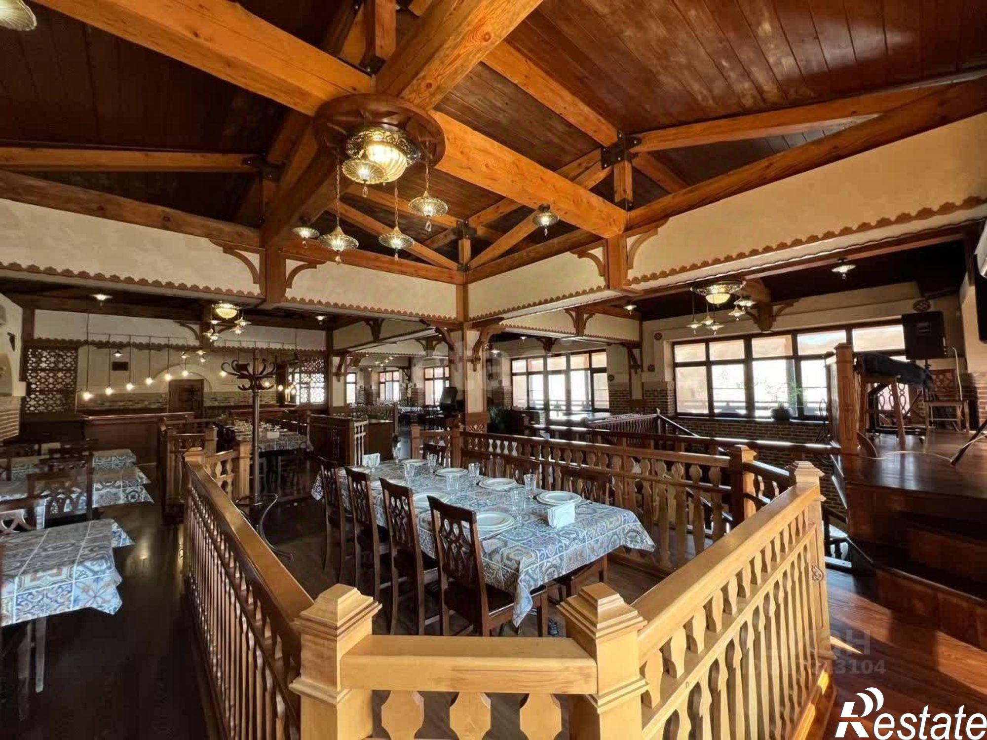 Купить помещение свободного назначения за 260 843 000 рублей на Известковый пер, 32