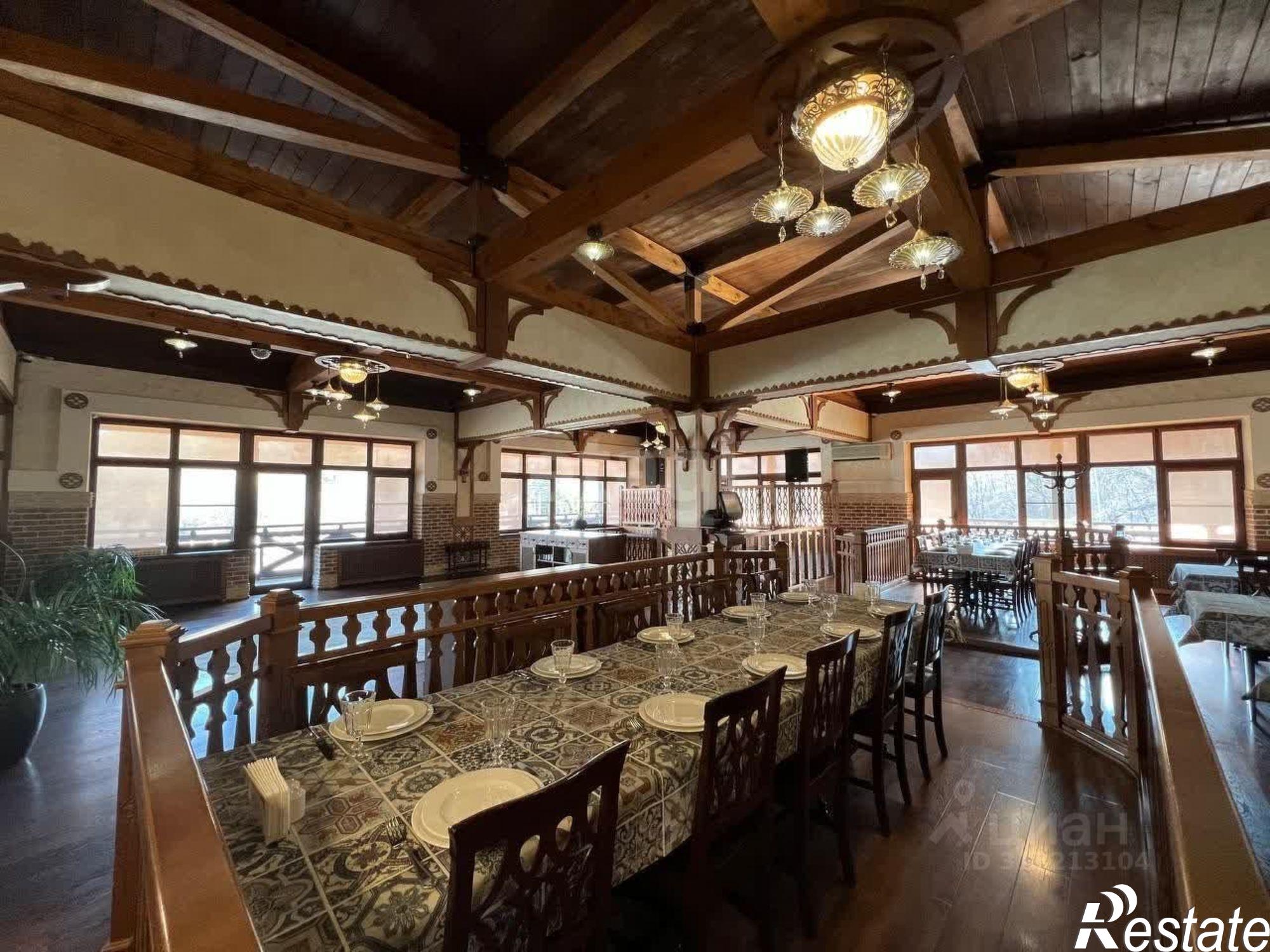 Купить помещение свободного назначения за 260 843 000 рублей на Известковый пер, 32