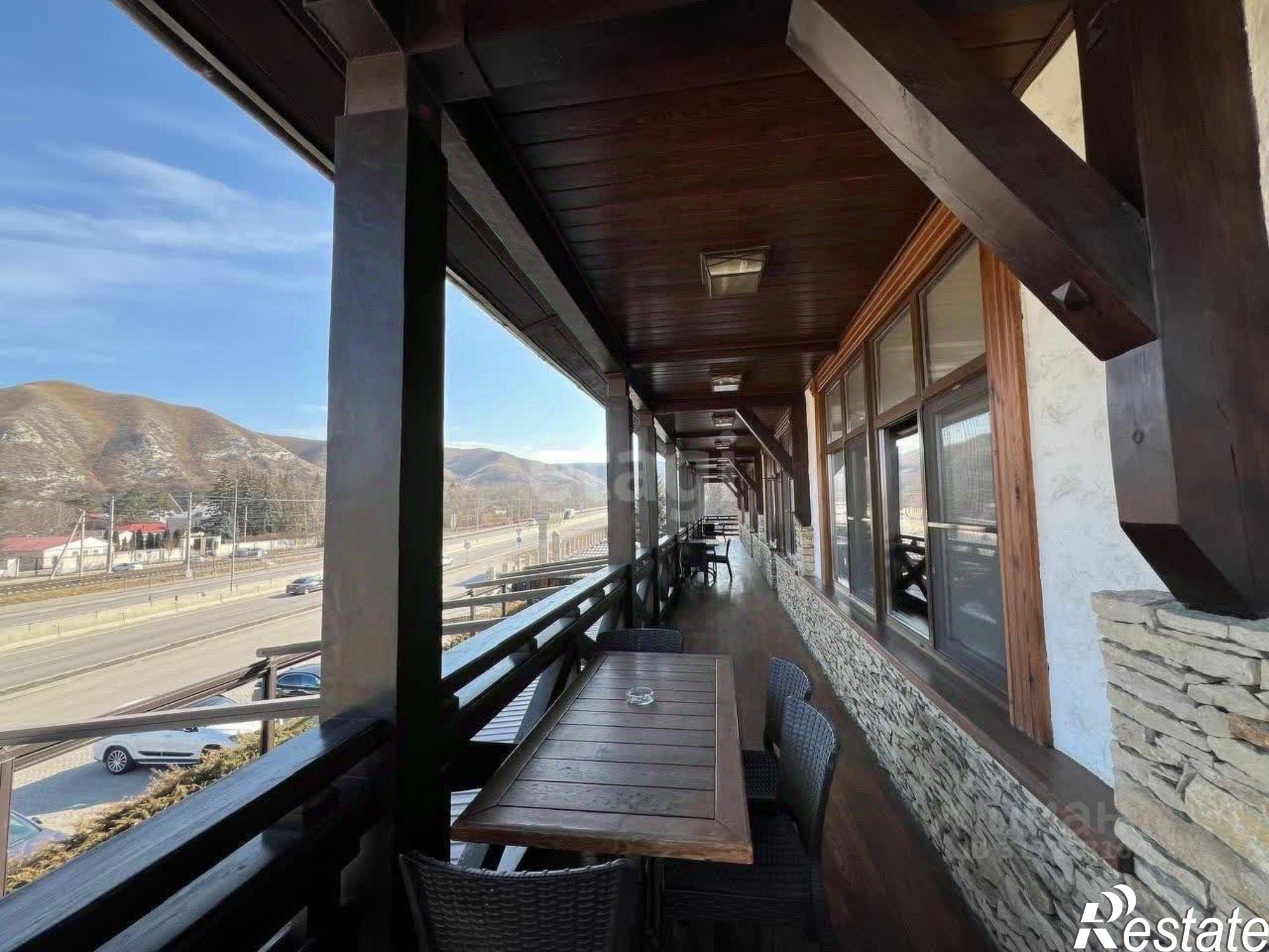 Купить помещение свободного назначения за 260 843 000 рублей на Известковый пер, 32