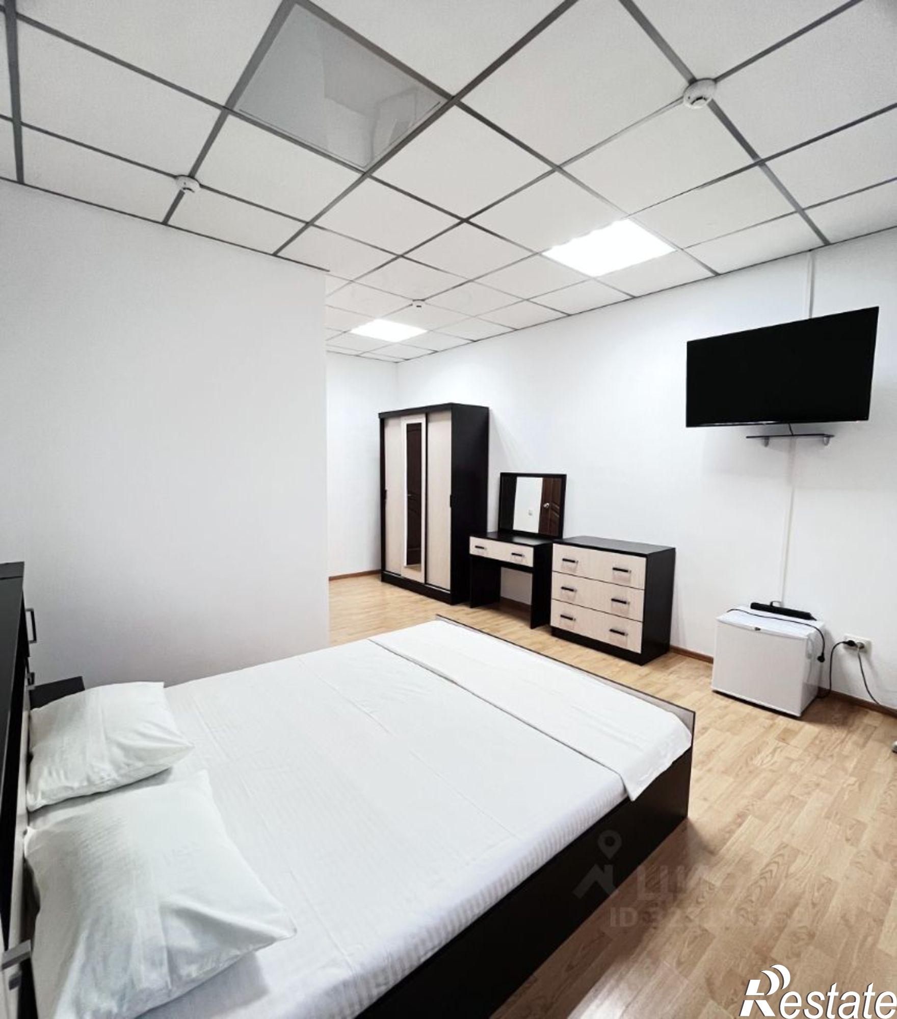 Купить ОСЗ, отдельно стоящее здание за 20 000 400 рублей на площадь Ленина