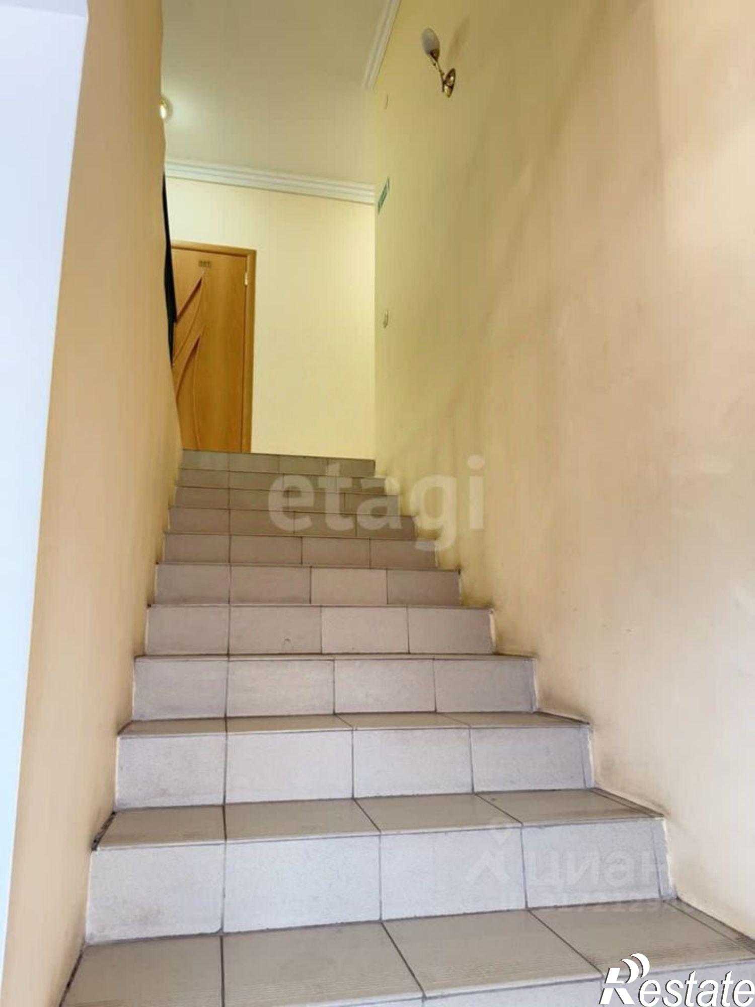 Купить помещение свободного назначения за 70 000 000 рублей