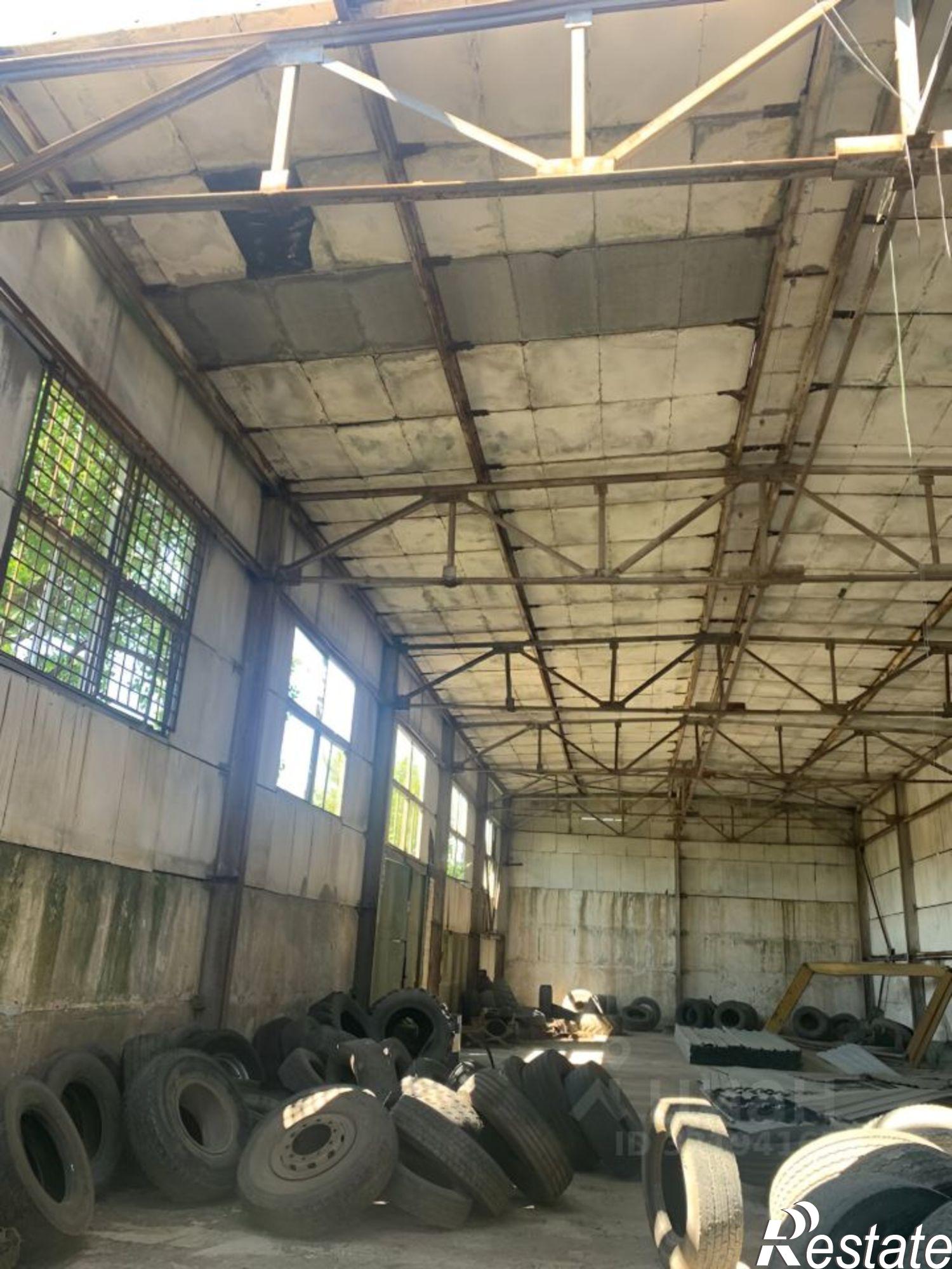 Купить складское помещение за 2 284 600 рублей на Вокзальная улица, 9