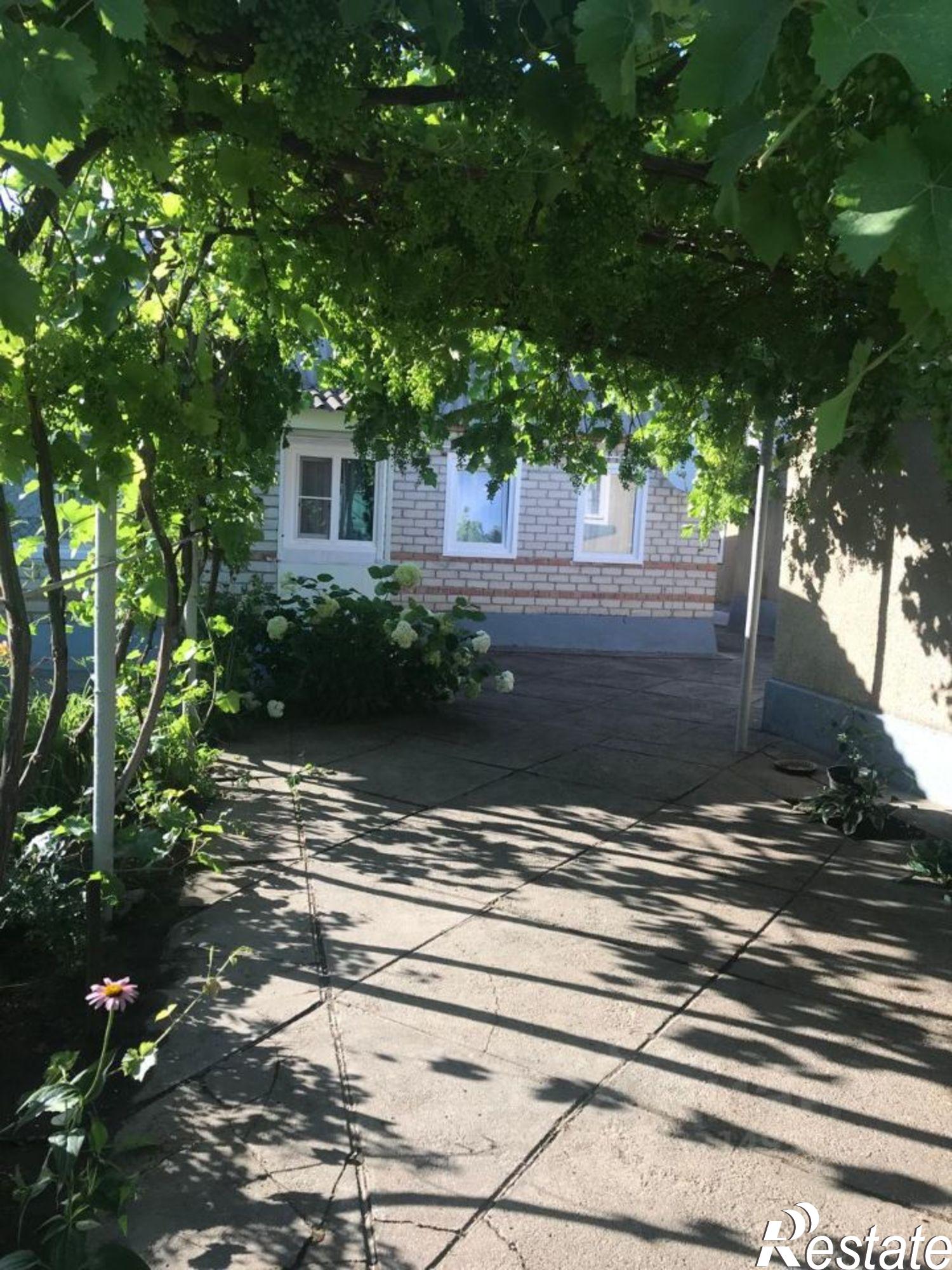 Купить дачу, дом, коттедж за 2 250 000 рублей на улица Достоевского