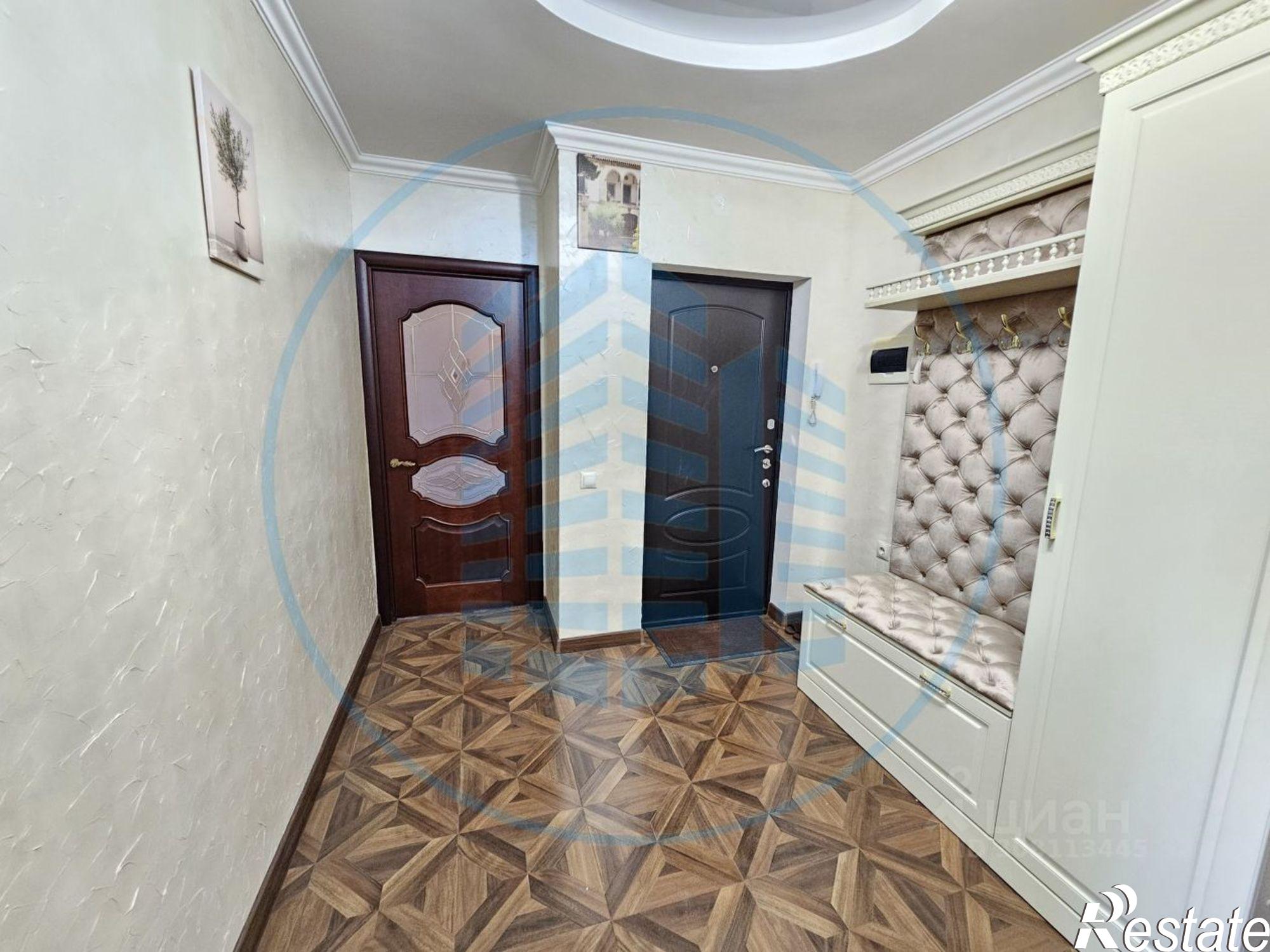 Купить квартиру за 11 500 000 рублей на Ессентуки г., Комарова ул., д.23