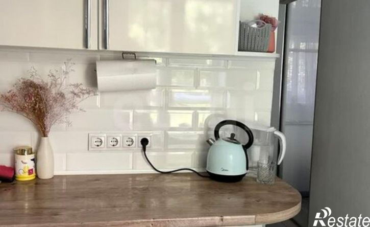 2-комн квартира улица Ворошилова, 6,  д. 6