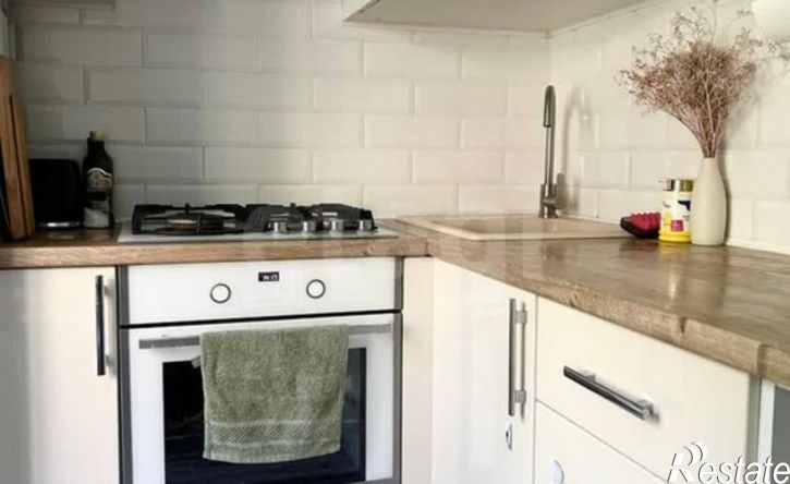 2-комн квартира улица Ворошилова, 6,  д. 6