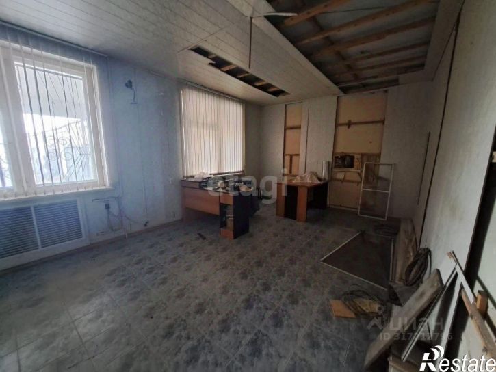 Склад улица Крылова, 26Б,  д. 26Б