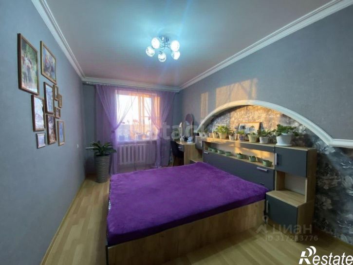 4-комн квартира ул 50 лет Октября, 63а,  д. 63а