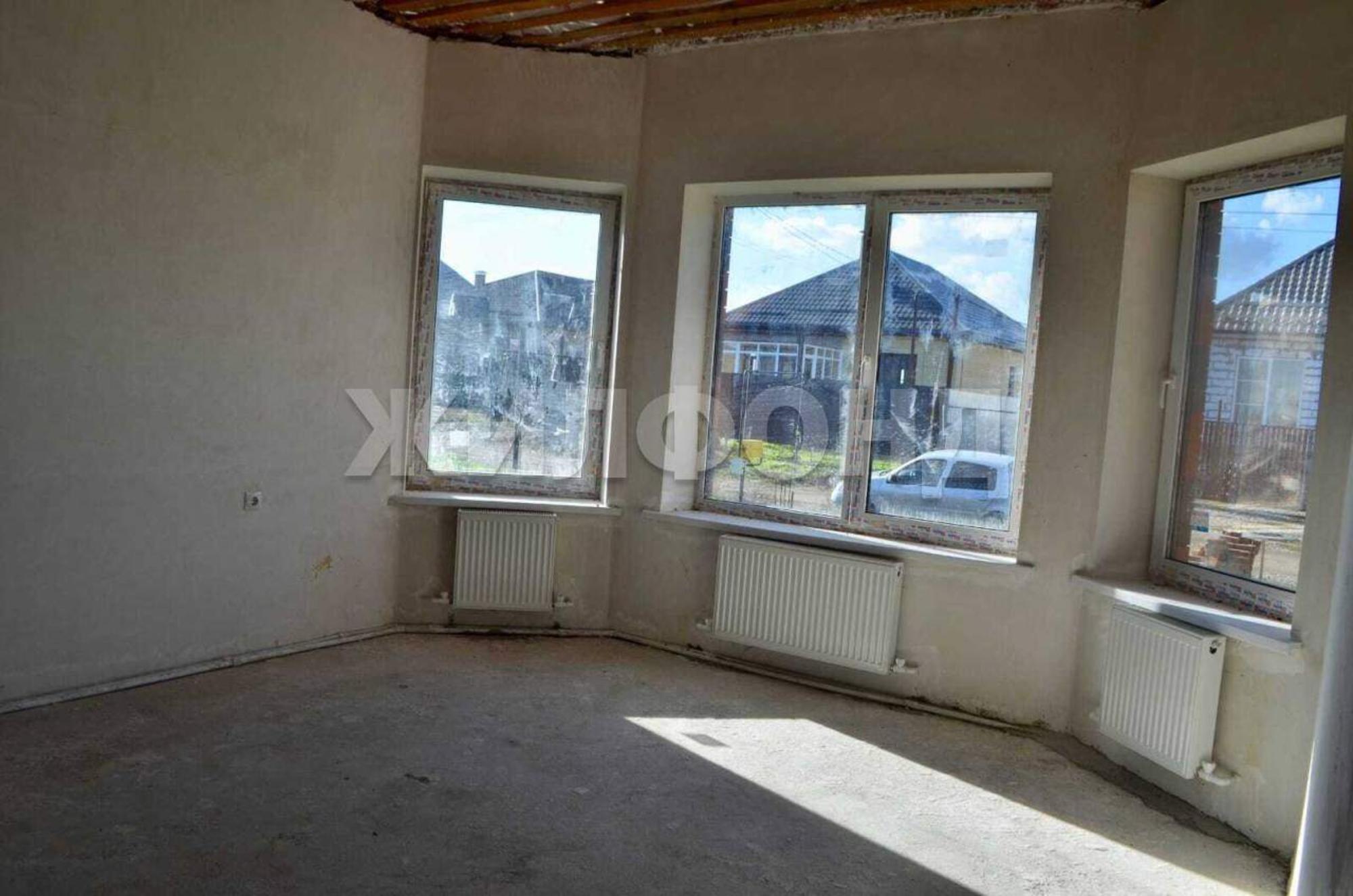 Купить дачу, дом, коттедж за 10 900 000 рублей на Центральная улица