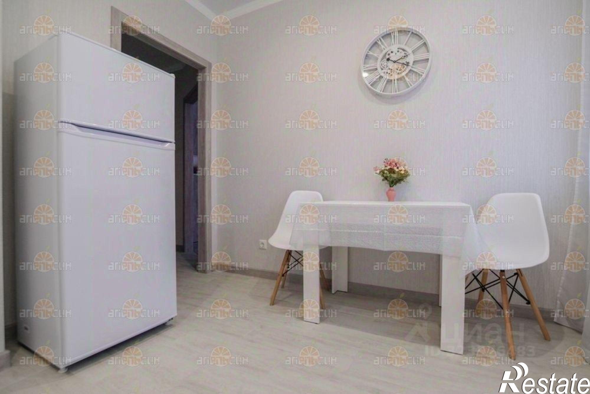 Сдать квартиру за 25 000 рублей на Матрёны Наздрачевой, 3