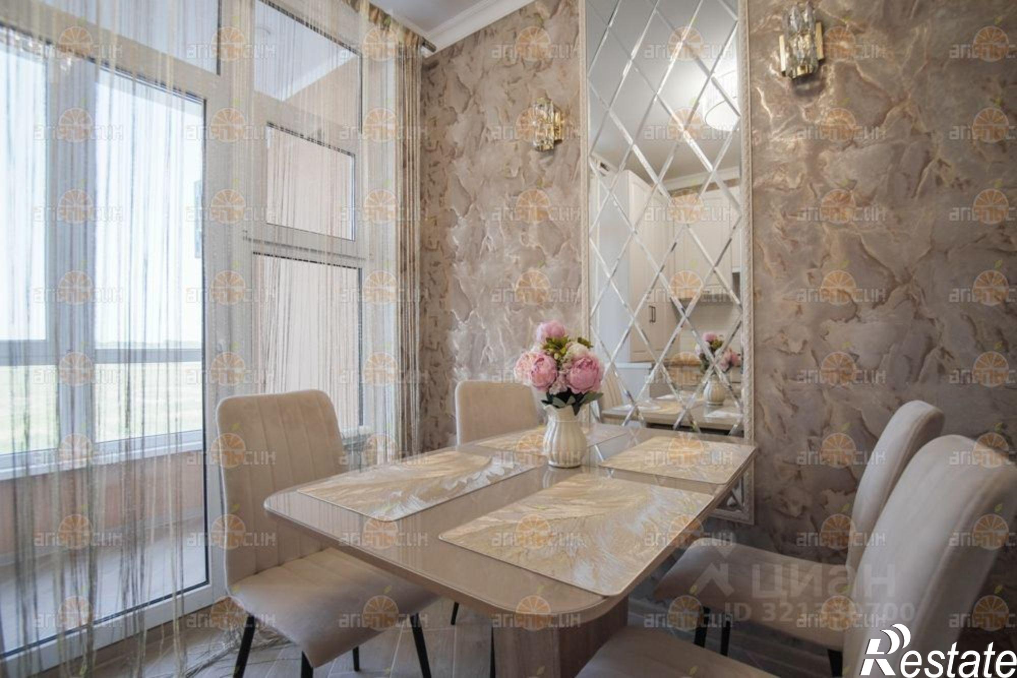 Сдать квартиру за 25 000 рублей на Российский, 13/1