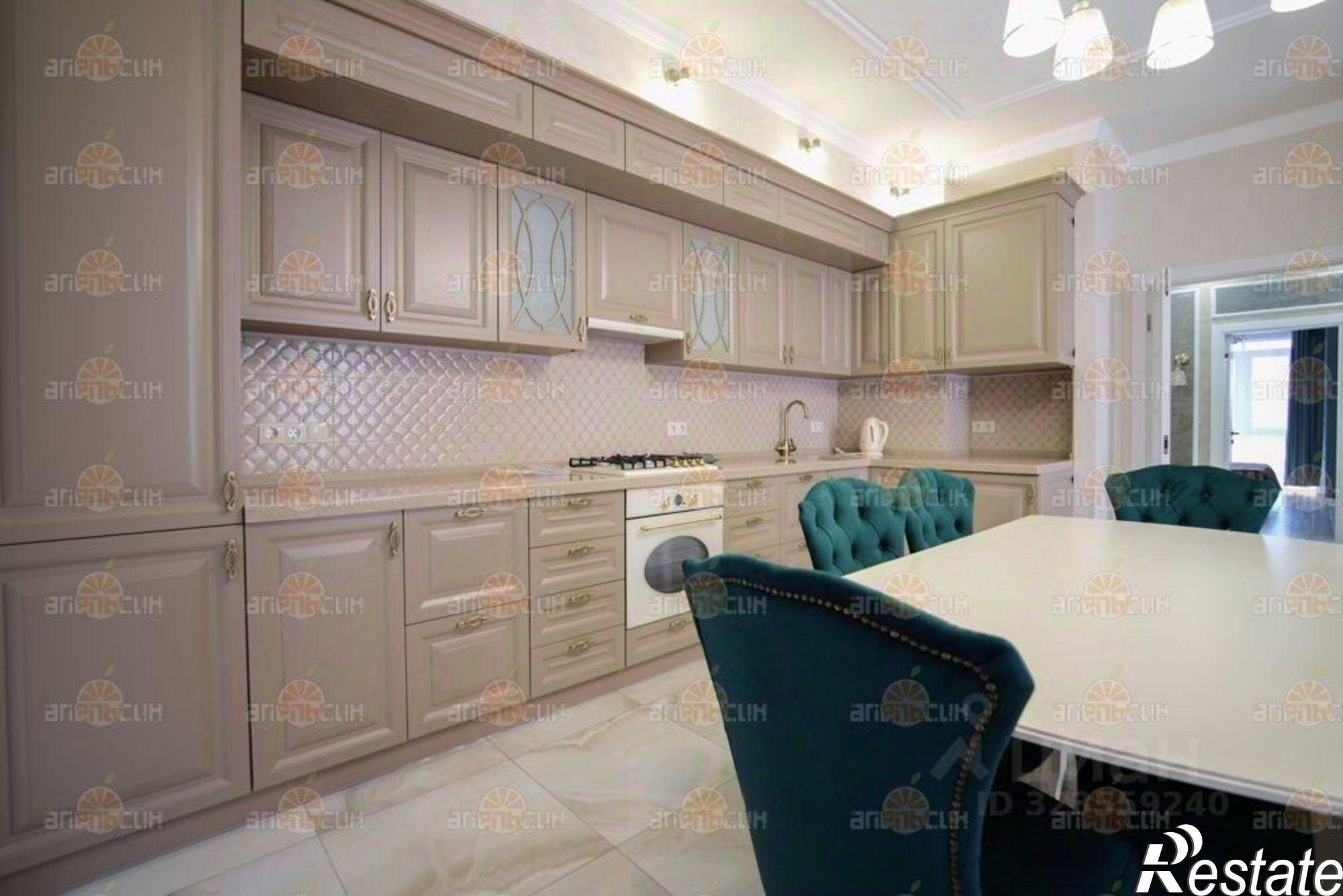 Сдать квартиру за 75 000 рублей на Мира, 248