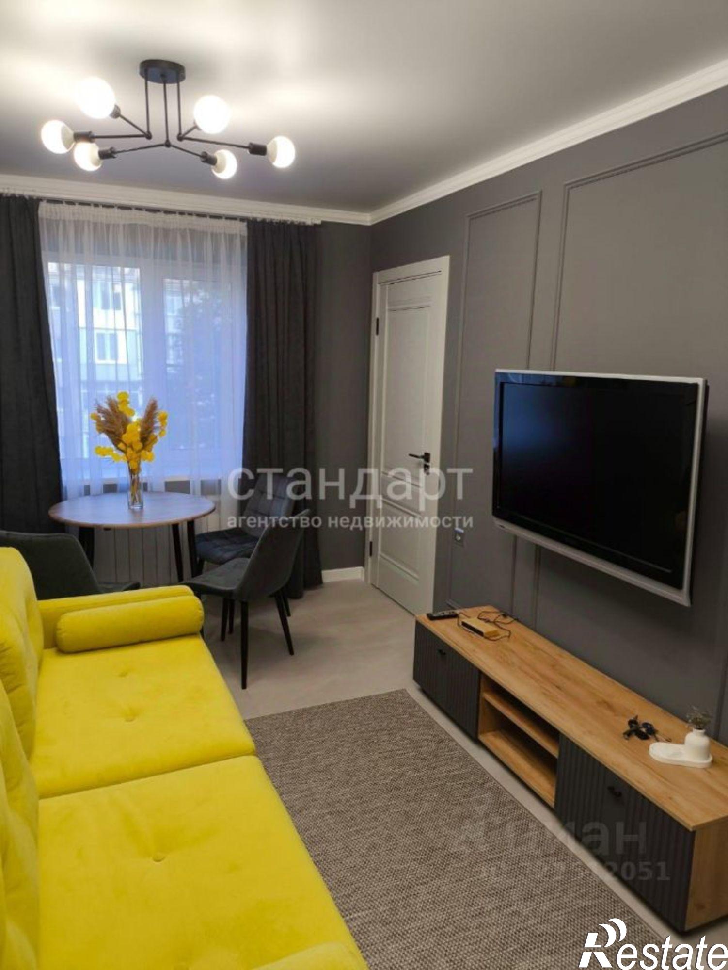 Сдать квартиру за 40 000 рублей на Ессентуки г., Долина Роз ул., д.8