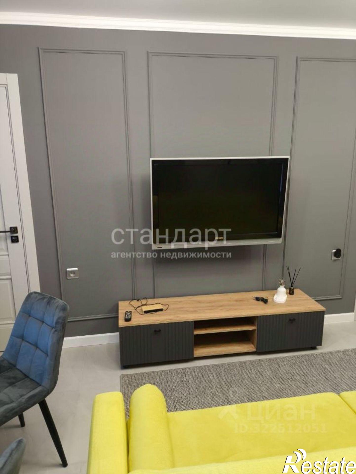 Сдать квартиру за 40 000 рублей на Ессентуки г., Долина Роз ул., д.8