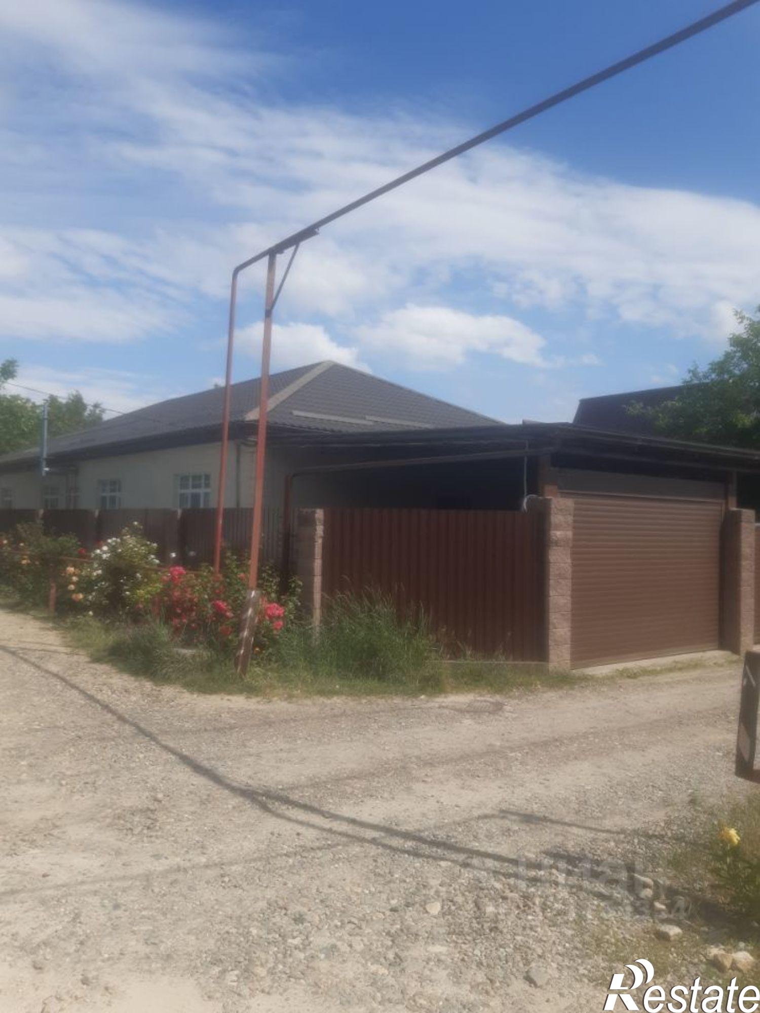 Купить дачу, дом, коттедж за 8 000 000 рублей на Ставрополь, улица Пламя-2, 296