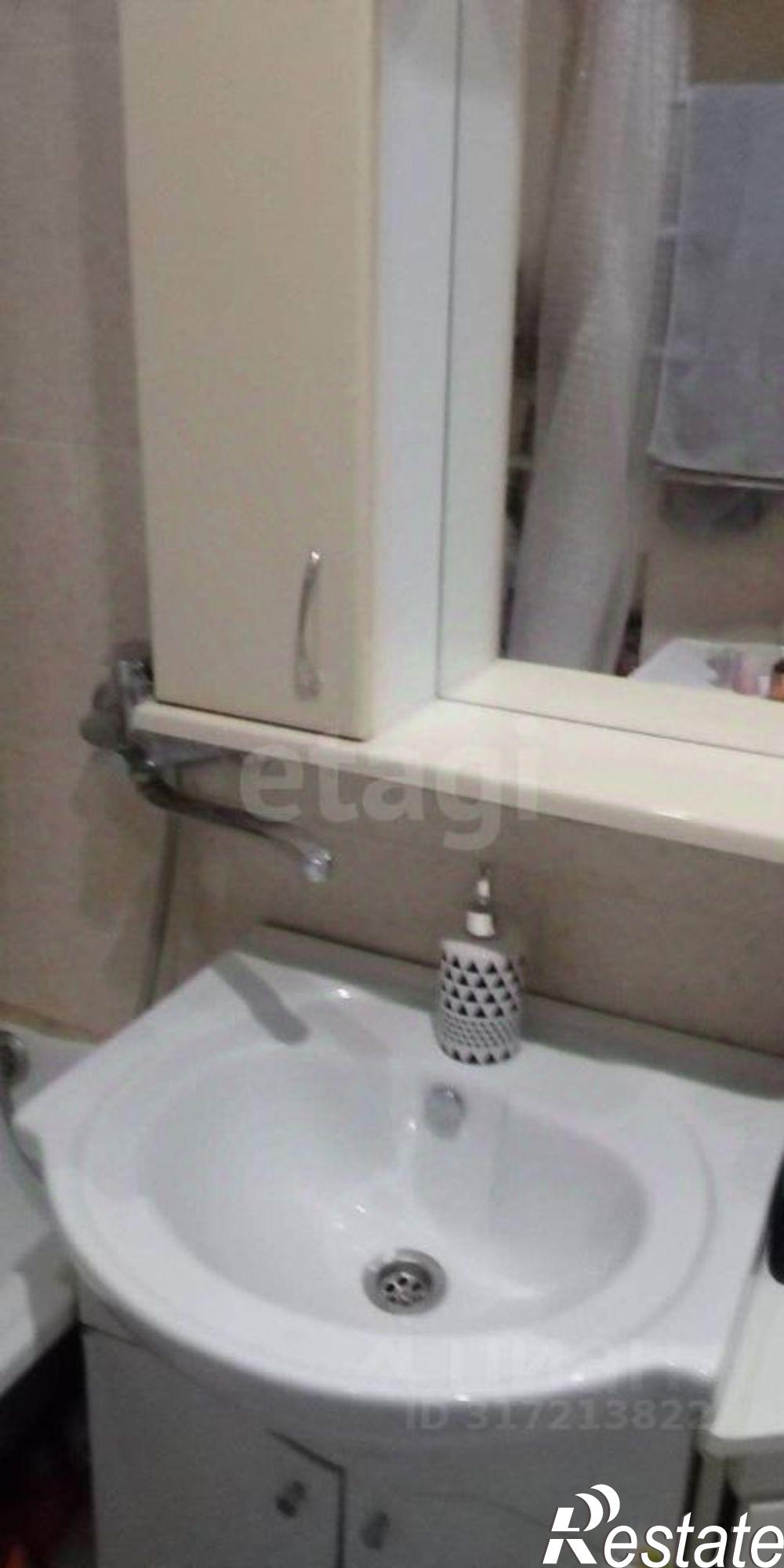 Купить квартиру за 6 150 000 рублей на Молодёжная улица, 1