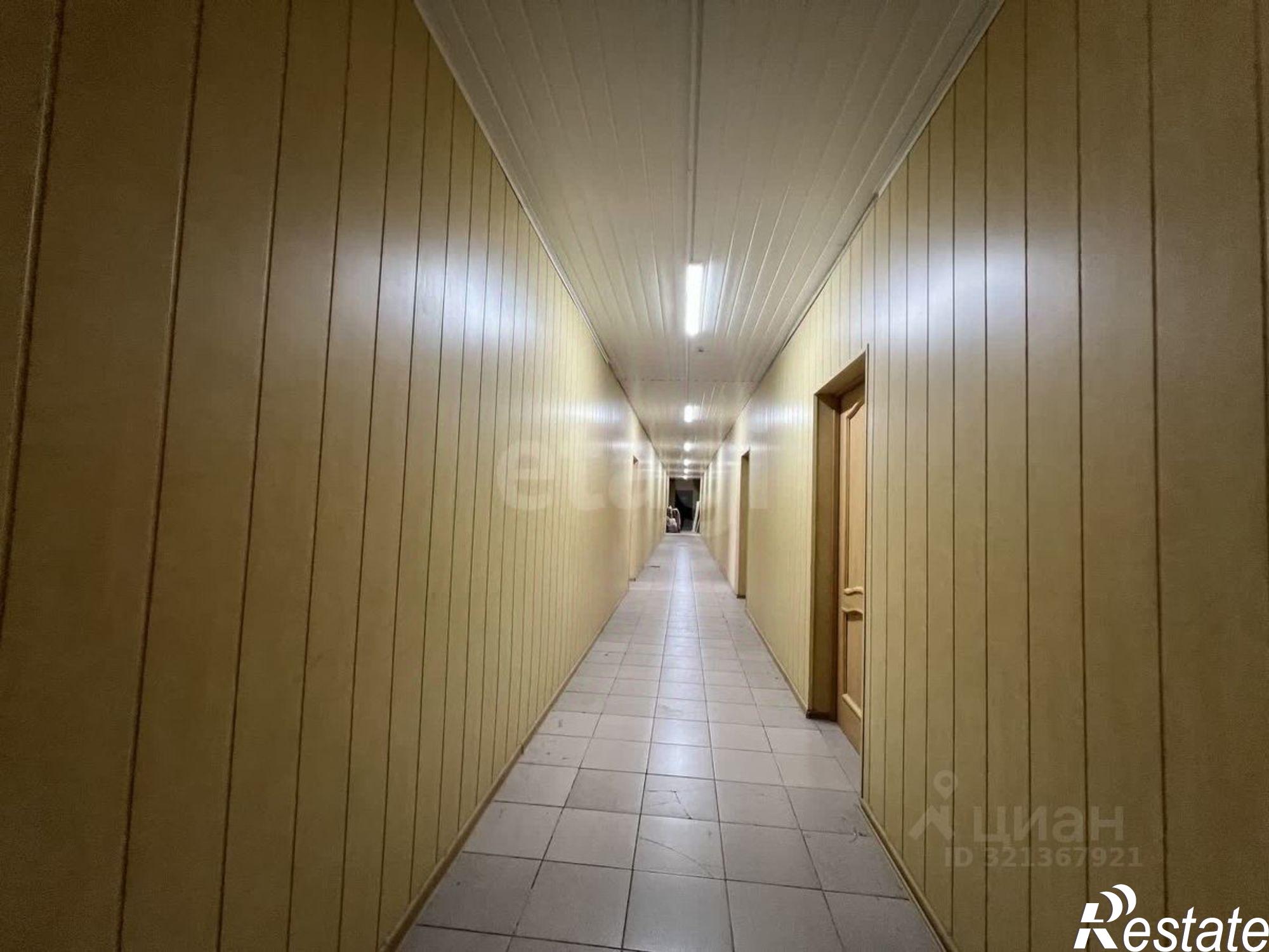 Купить помещение свободного назначения за 21 000 100 рублей