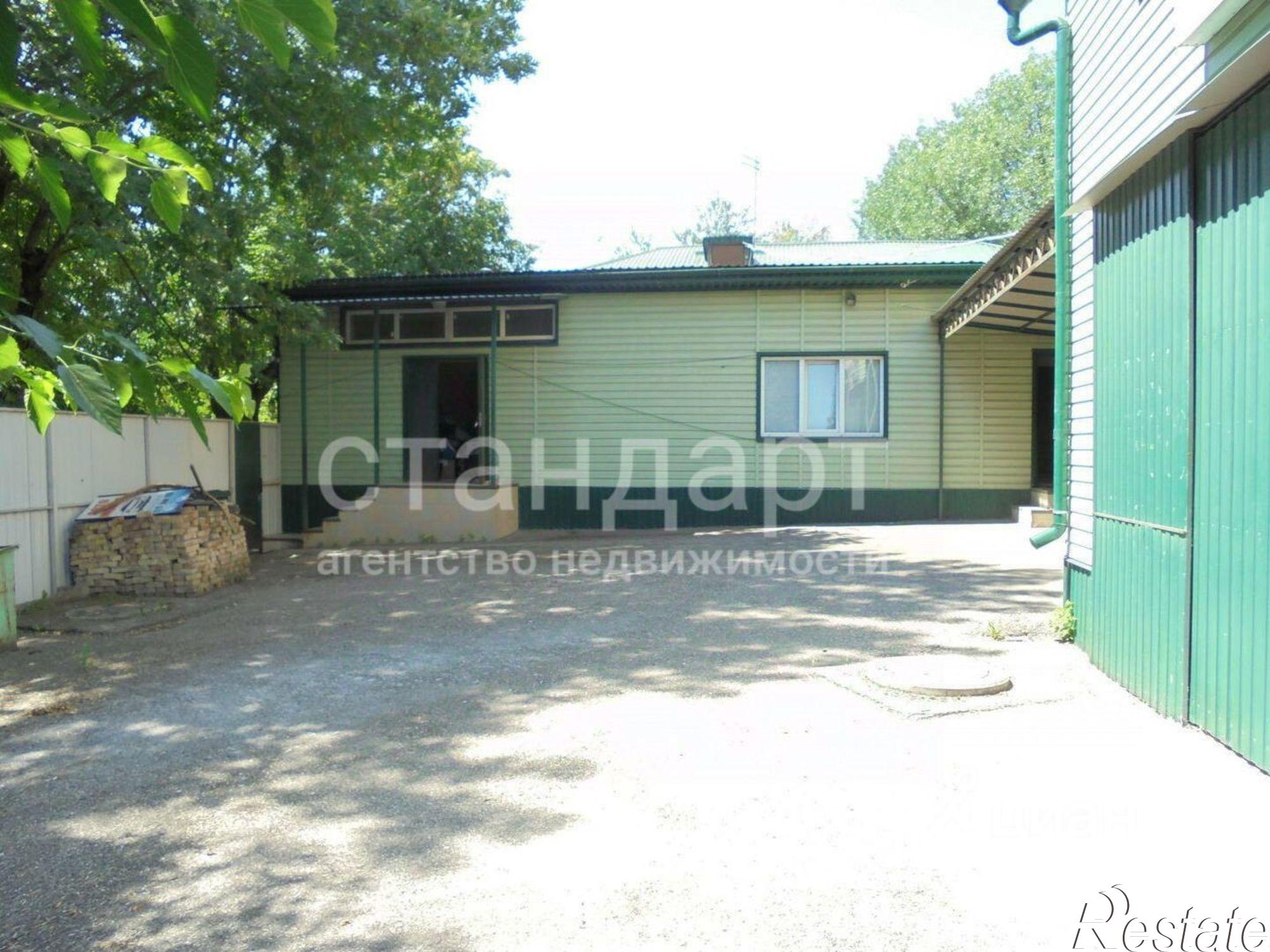 Купить ОСЗ, отдельно стоящее здание за 26 500 200 рублей на Ессентуки г., Свободы ул., д.8