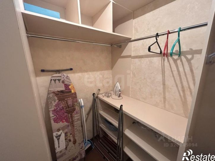 2-комн квартира проспект Советской Армии, 100,  д. 100