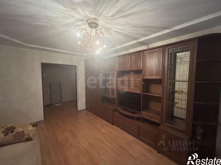 2-комн квартира улица Шумакова, 8,  д. 8