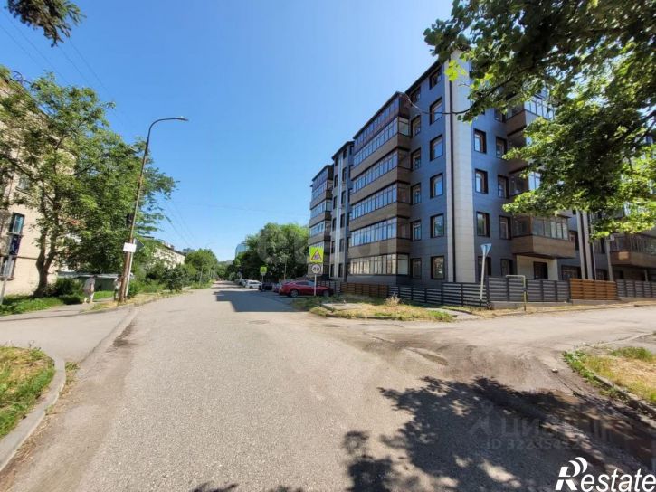 3-комн квартира улица Косякина, 49,  д. 49