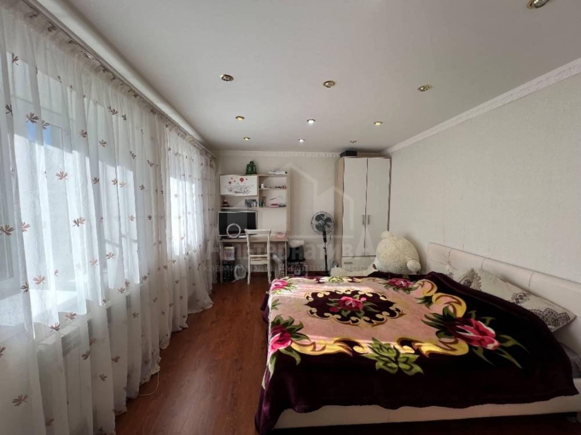 Купить дачу, дом, коттедж за 9 499 000 рублей на Мира ул.