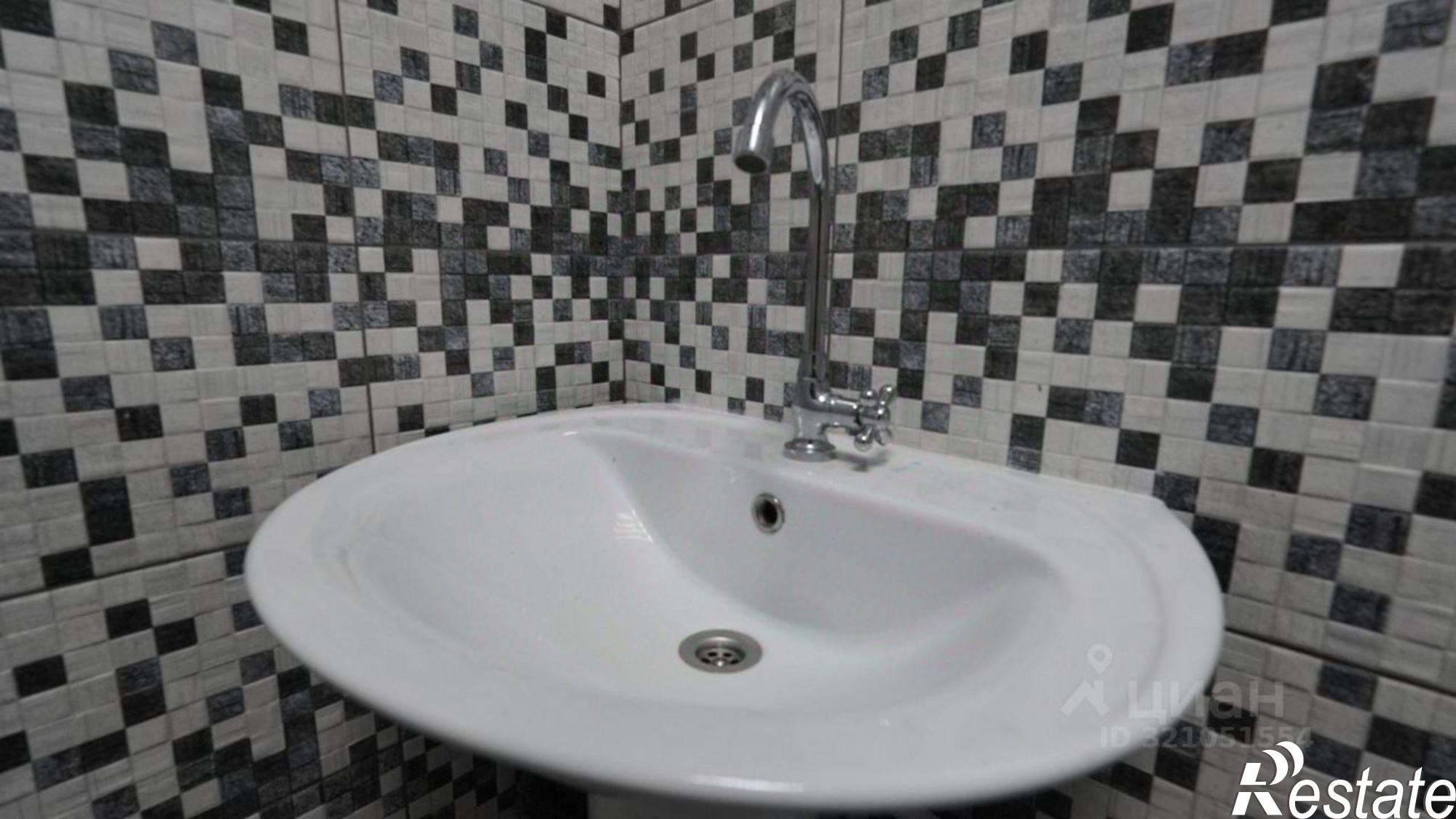 Купить офис, помещение под офис за 5 765 760 рублей на Ставрополь г., Пригородная ул., 251