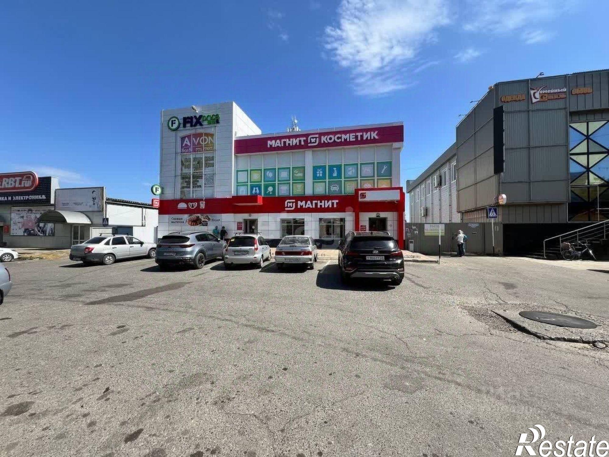 Купить торговое помещение за 39 468 600 рублей на улица Ленина, 812