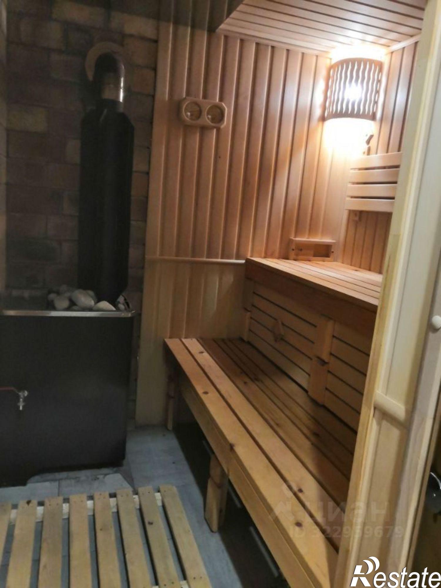 Купить дачу, дом, коттедж за 10 500 000 рублей на улица Завгороднего, 68