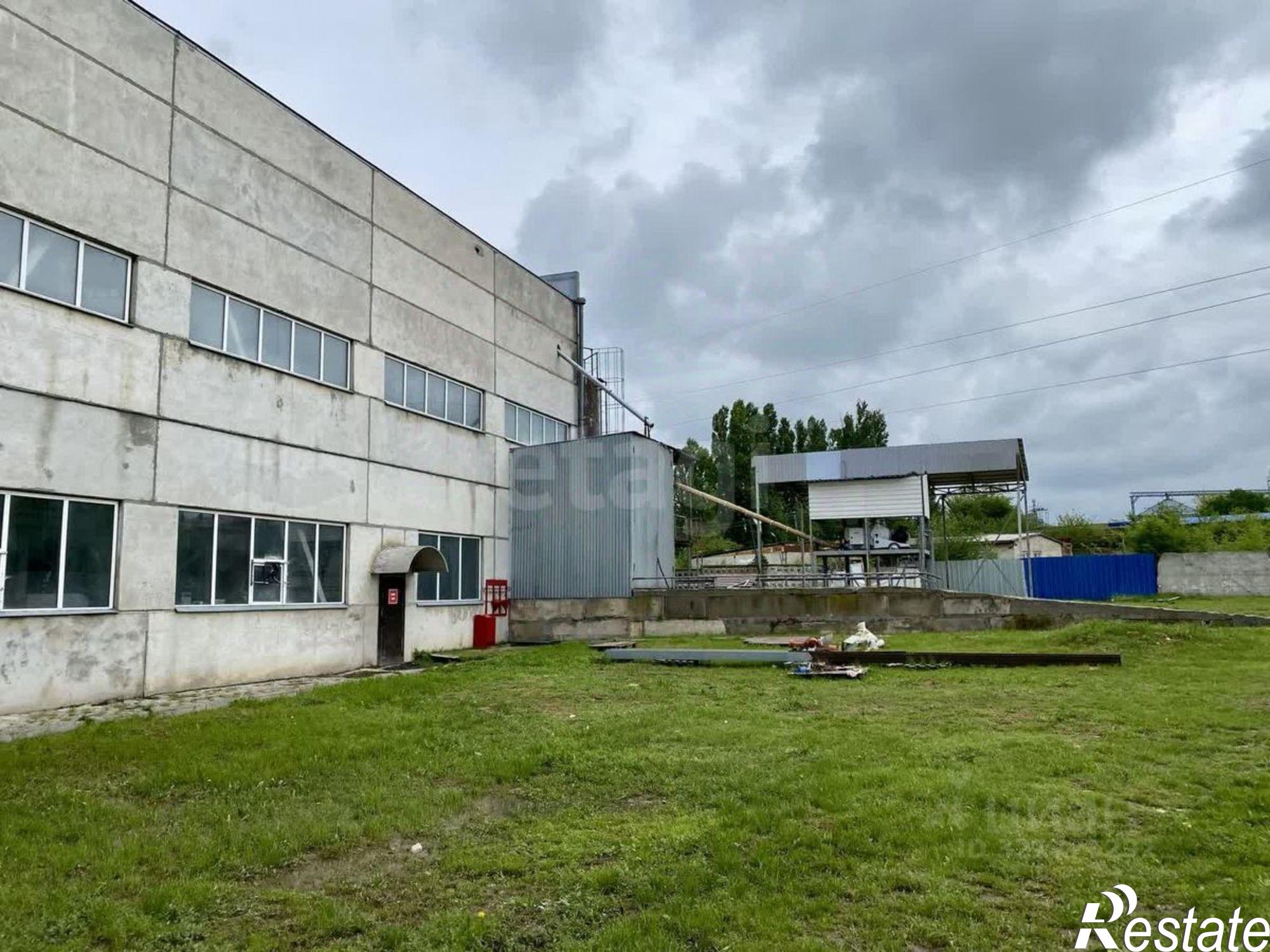 Купить складское помещение за 270 020 000 рублей на Транспортная улица, 2