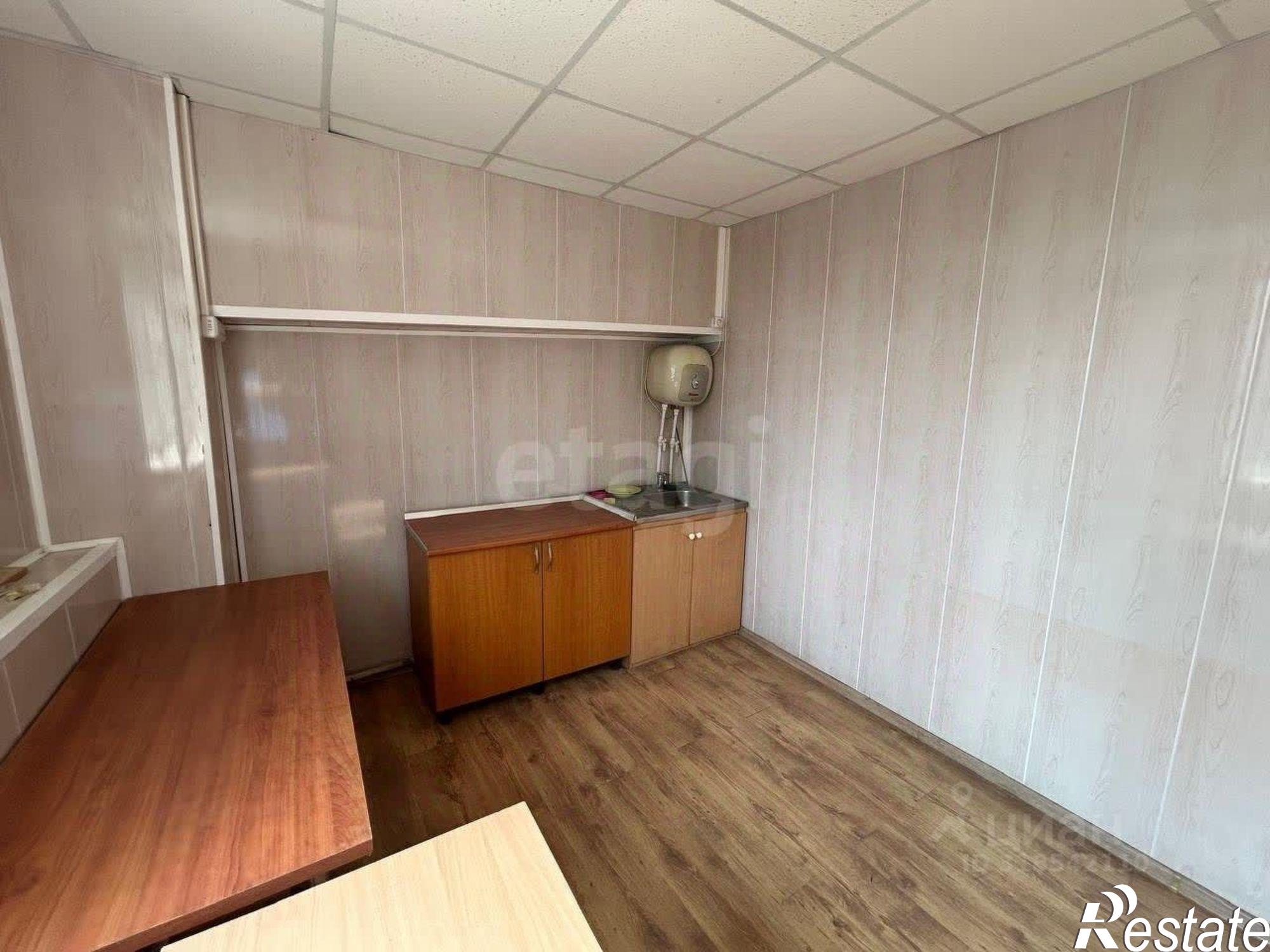 Купить складское помещение за 75 001 100 рублей