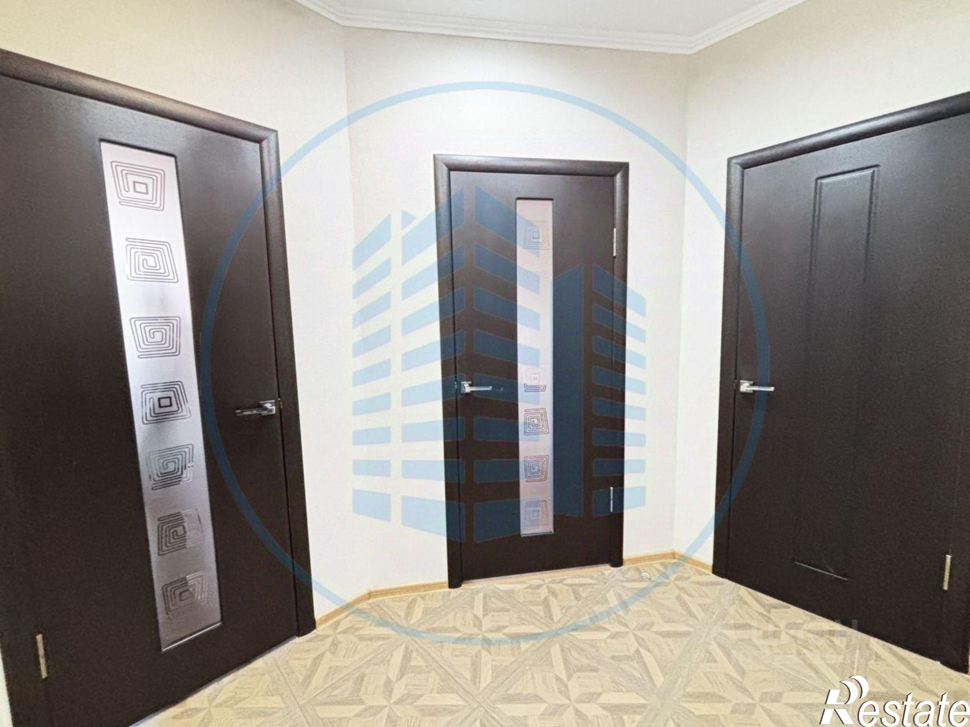 Купить квартиру за 5 000 000 рублей на Этокская улица, 36