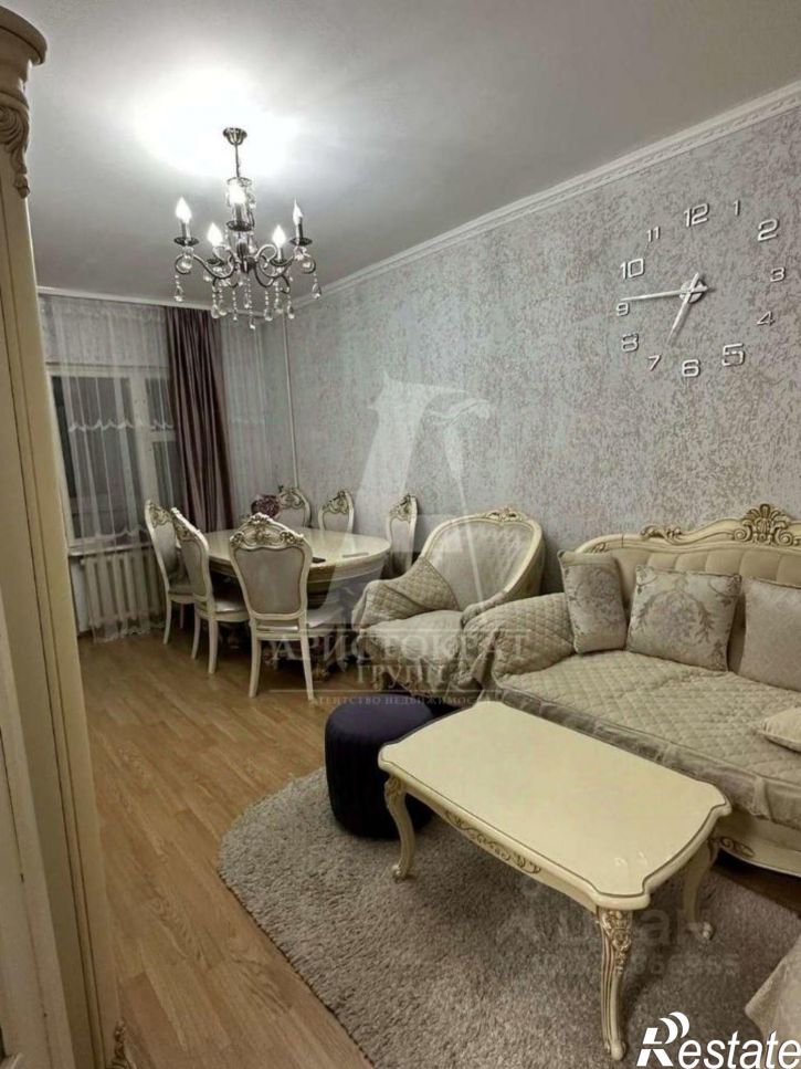 3-комн квартира улица Шумакова, 8,  д. 8