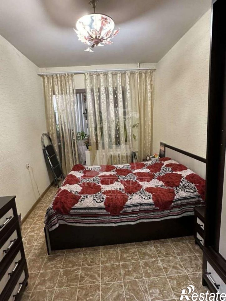 3-комн квартира улица Шумакова, 8,  д. 8