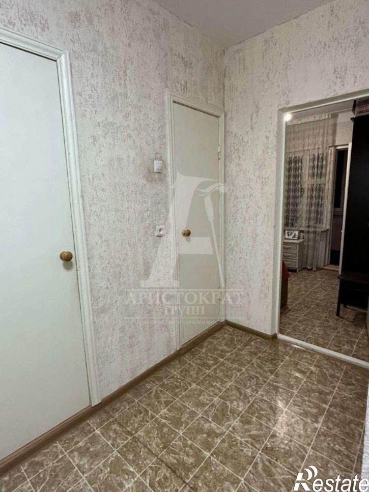 3-комн квартира улица Шумакова, 8,  д. 8